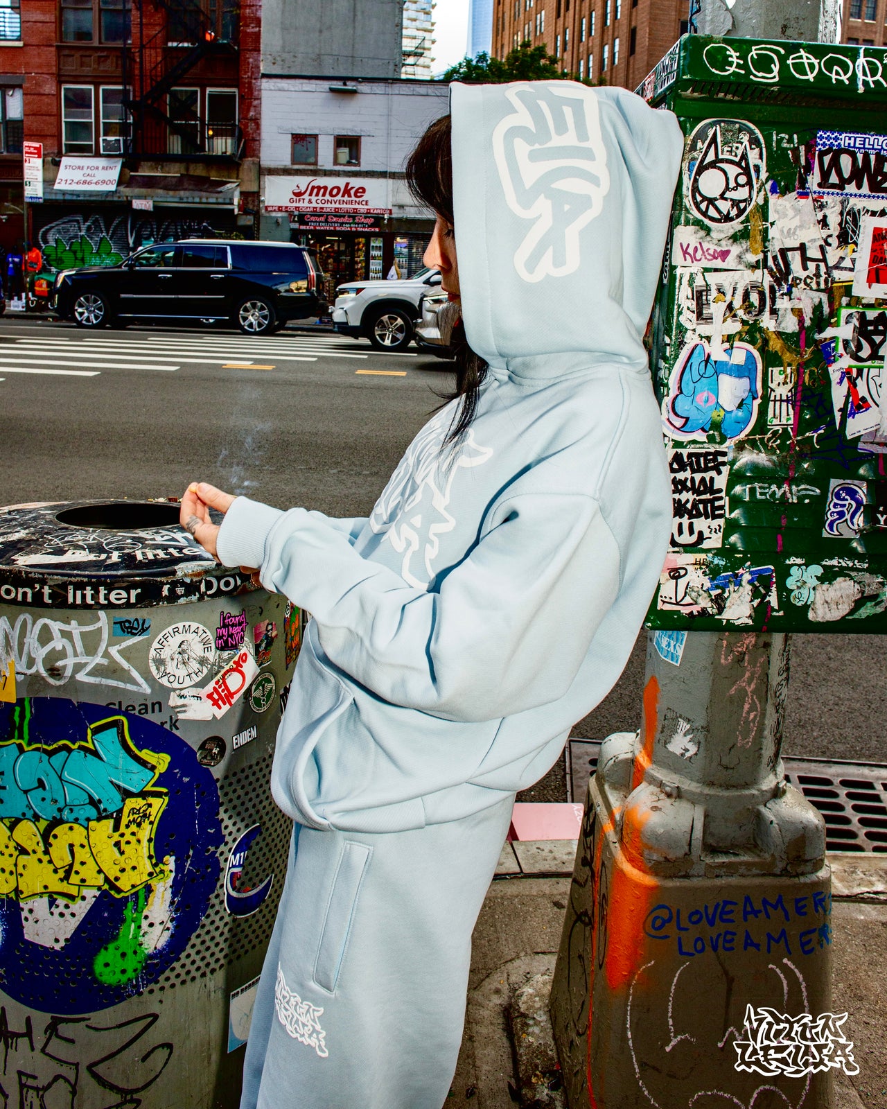 vitunleija® Graffiti Hoodie - Baby Blue